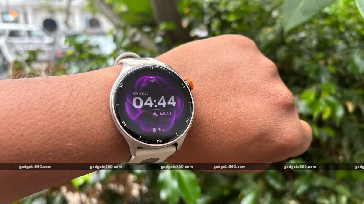 Top Smartwatches Under Rs. 5,000 During Amazon Great Indian Festival Sale