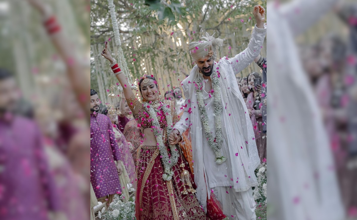 Surbhi Jyoti And Sumit Suri Are Now Married. See First Pics Of Newlyweds