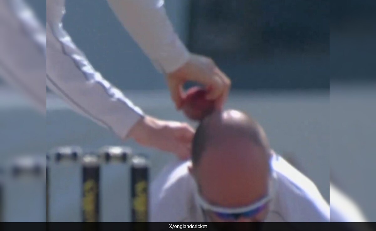 Watch: Joe Root Shines Ball Using Jack Leach's Head, Internet In Splits