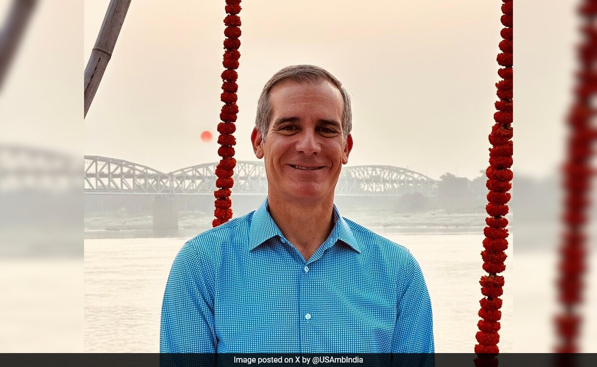 "Varanasi, You've Touched My Soul": US Envoy After Watching Ganga Aarti