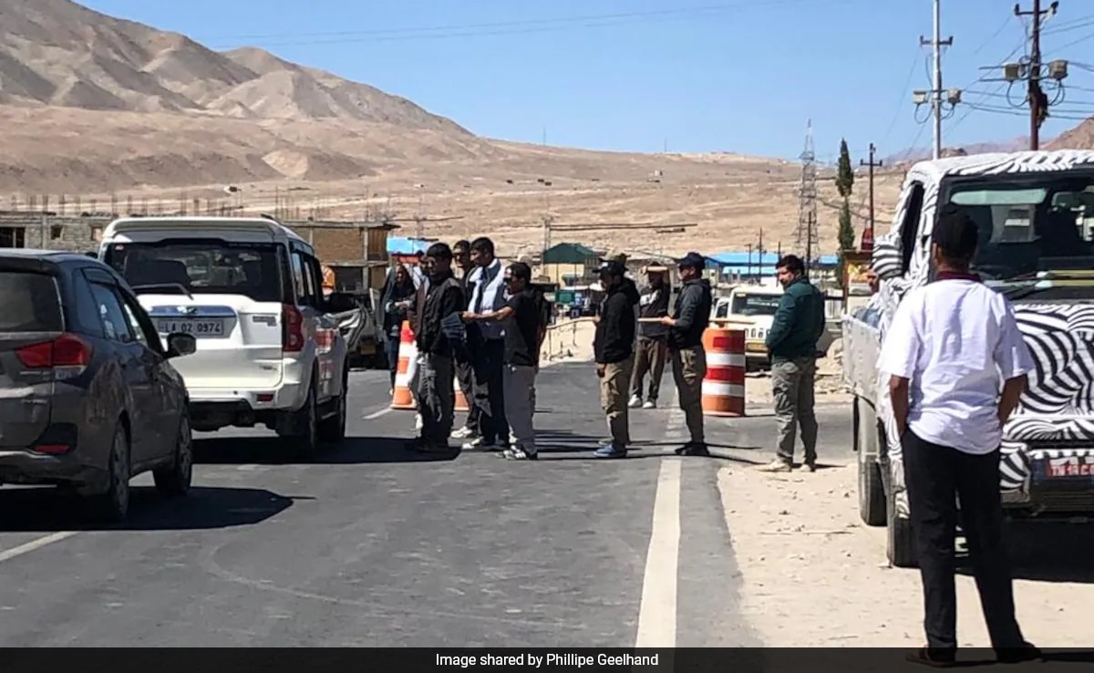 After Sonam Wangchuk Detained In Delhi, Supporters Blockade NH1 Near Leh