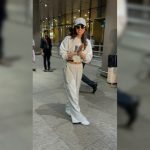 Priyanka Chopra Greets The Paparazzi With A Namaste. See Airport Pics