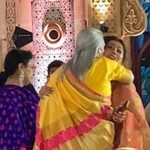 Durga Puja 2024: Jaya Bachchan Kisses Kajol On Cheeks