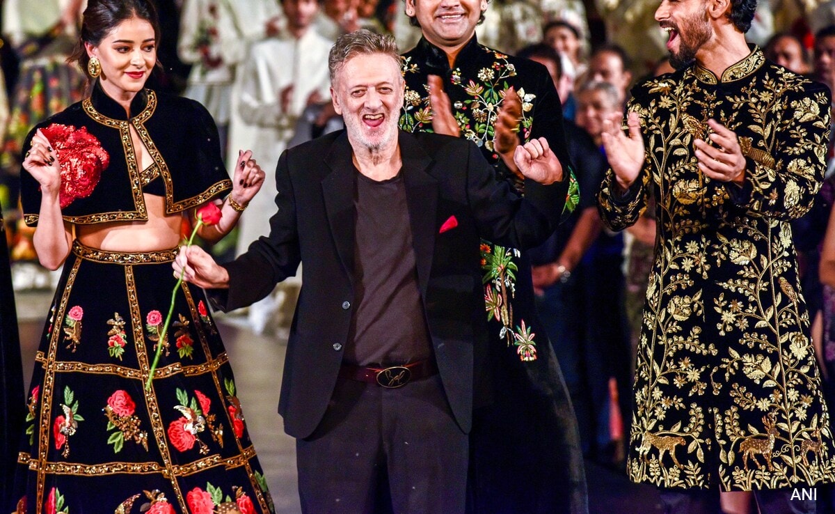 Rohit Bal, 'Master Of Fabric And Fantasy', Leaves A Legacy Of Elegance