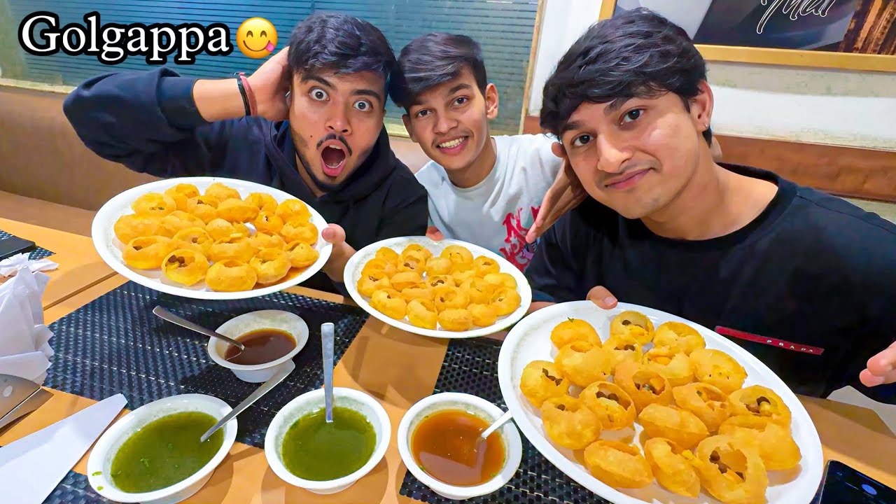 Golgappa eating challenge with friends 😂