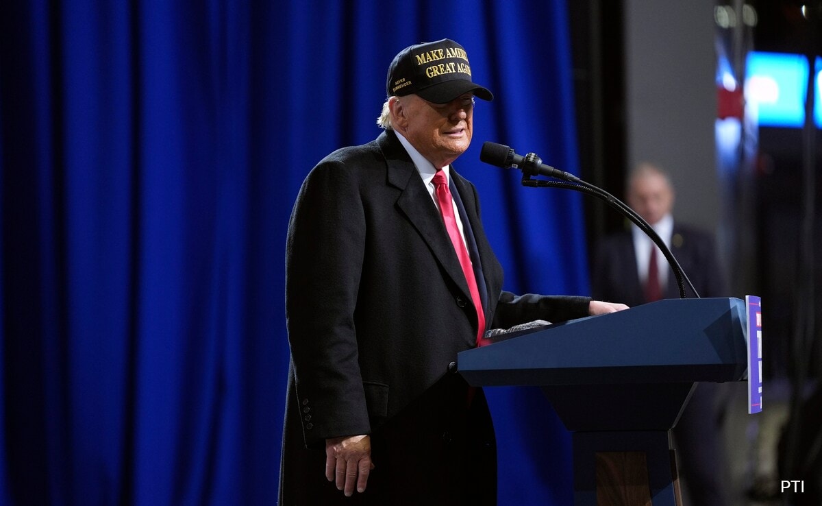 Trump’s Dance Moves On Hit Track ‘YMCA’ At Georgia Rally