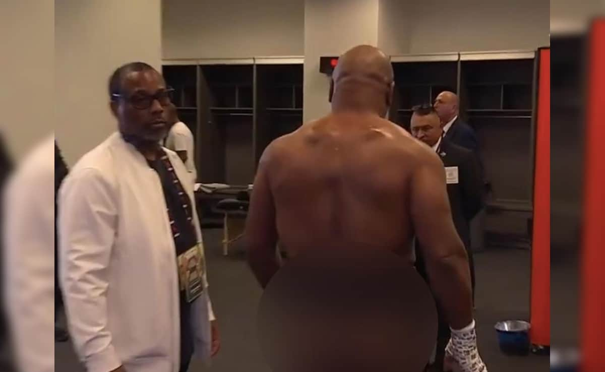 Wardrobe Malfunction? Tyson's 'Naked' Interview Ahead Of Paul Boxing Match