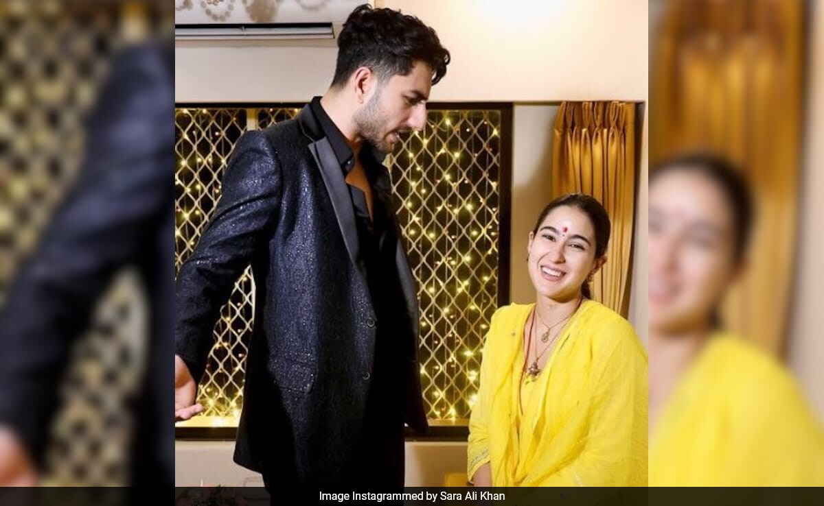 Sara Ali Khan's "Kabhi Khushi Kabhi Gham" Moment With Brother Jaan Ibrahim