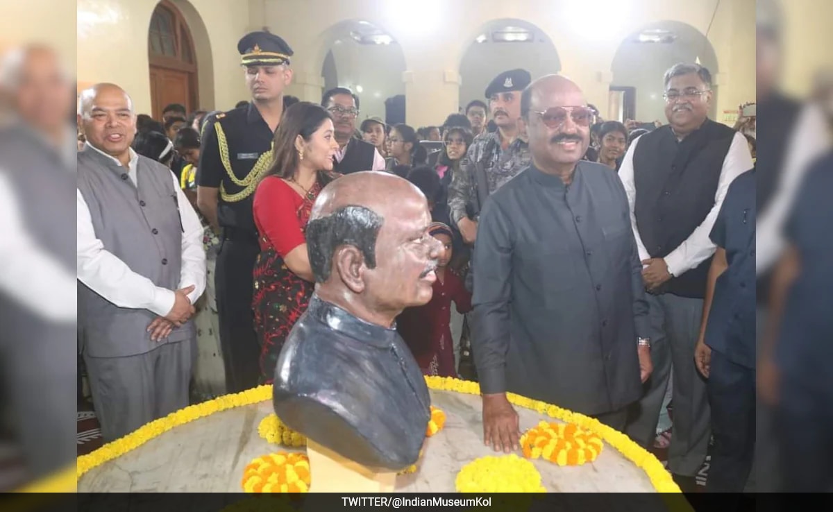 Amid Row Over Bengal Governor 'Unveiling' His Own Statue, A Clarification