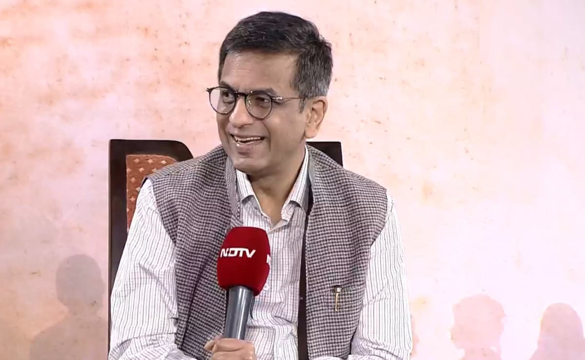 "Always Stable, Always Solid": DY Chandrachud Praises This Retired Cricketer