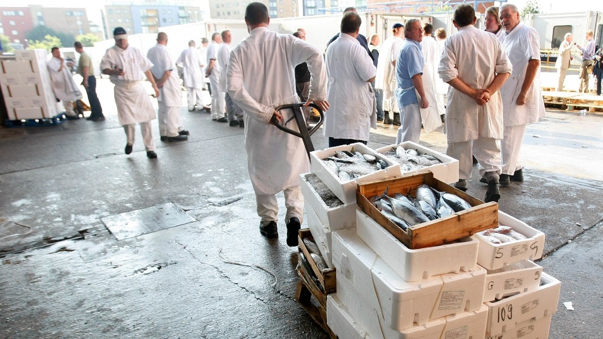 London’s 11th century Billingsgate fish market, Smithfield meat market to close after 1,000 years in business