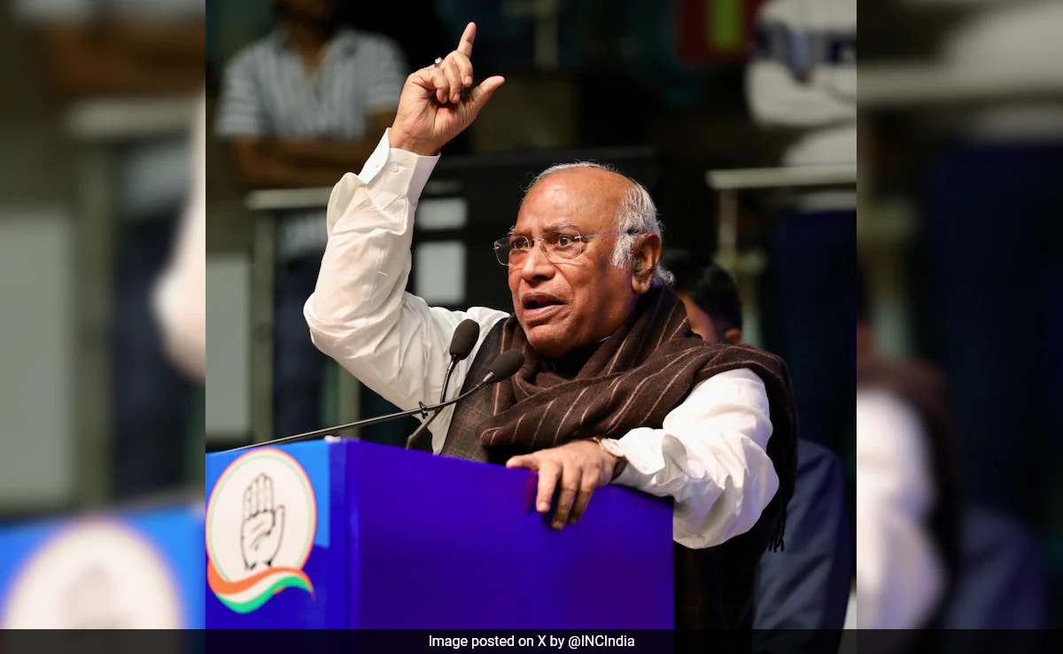 "Don't Want EVMs, We Want Ballot Paper": M Kharge After Maharashtra Loss