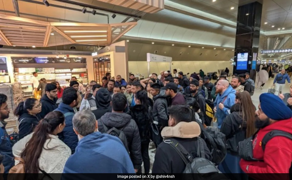 Indian Passengers Stuck At Kuwait Airport For 13 Hours "Without Food, Help"