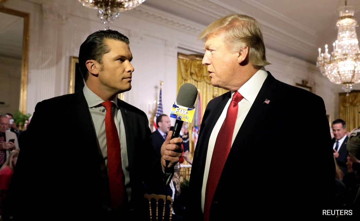 Donald Trump Shows “Strong And Deep” Support For Pete Hegseth Amid Controversies