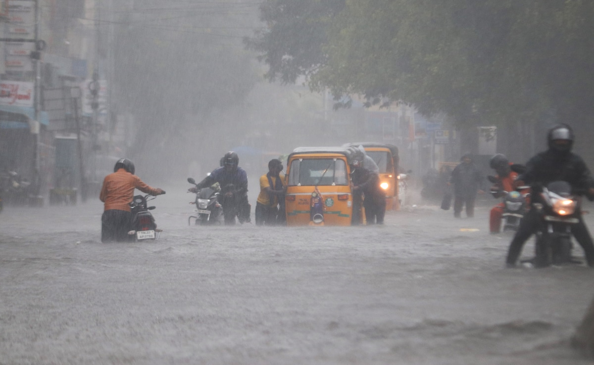 Cyclone Fengal Live: 7 Dead In Heavy Rain In Tamil Nadu, PM Assures Support