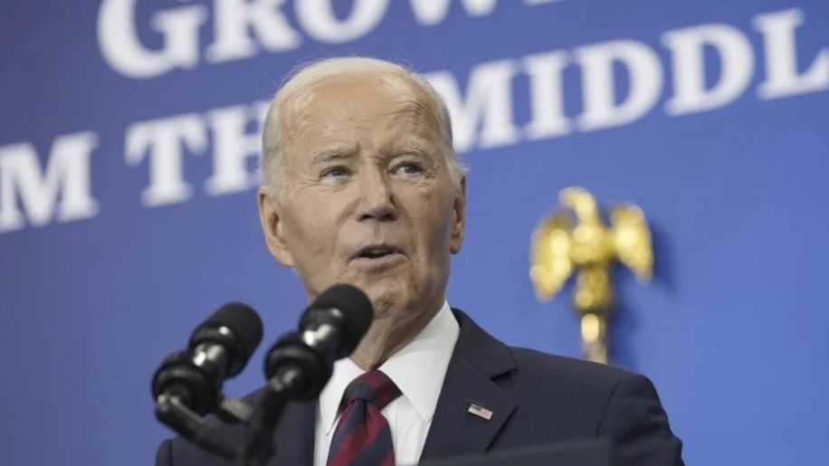 Biden issues veto threat on bill expanding federal judiciary as partisan split emerges