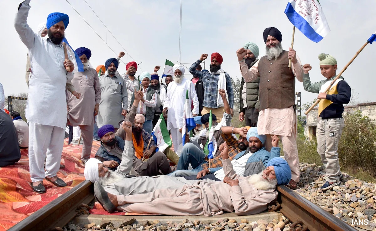 3-Hour 'Rail Roko' Protest By Farmers Begins In Punjab