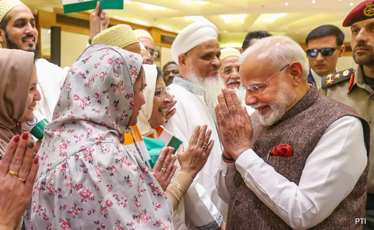 PM In Kuwait, Meets Translator, Publisher Of Mahabharata, Ramayana In Arabic: 10 Points