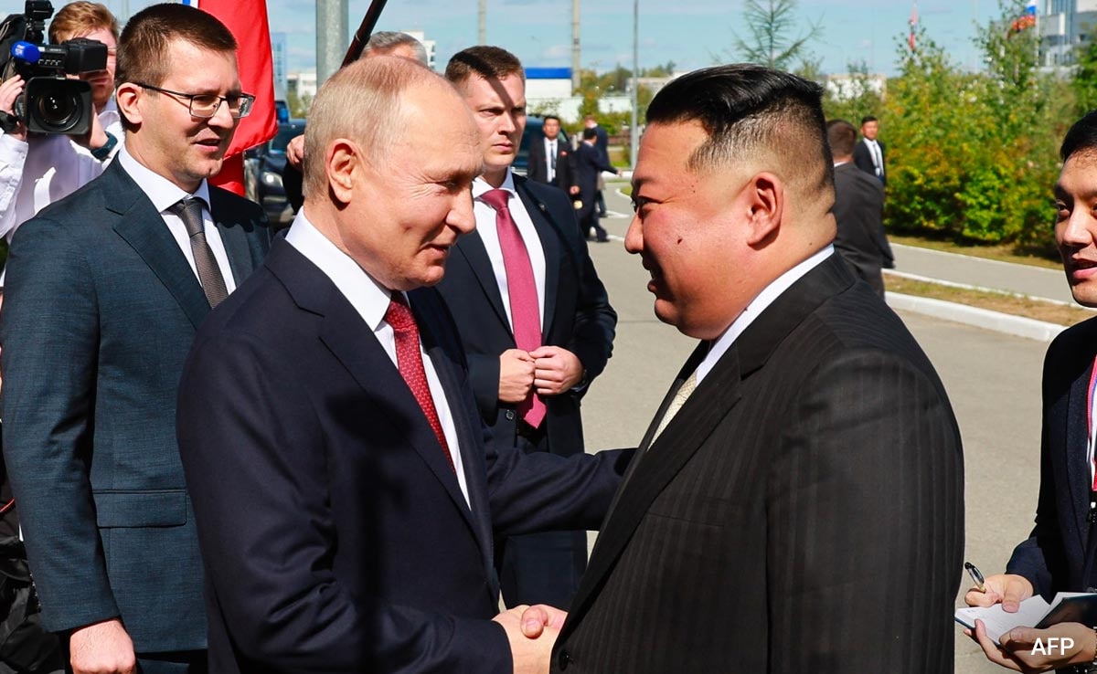 Kim Jong Un Vows To Further Solidify Russia Ties In Letter To Putin