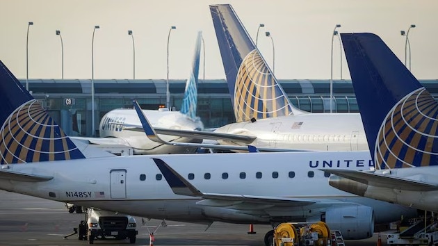 Body found in wheel well of United Airlines flight at Hawaii airport