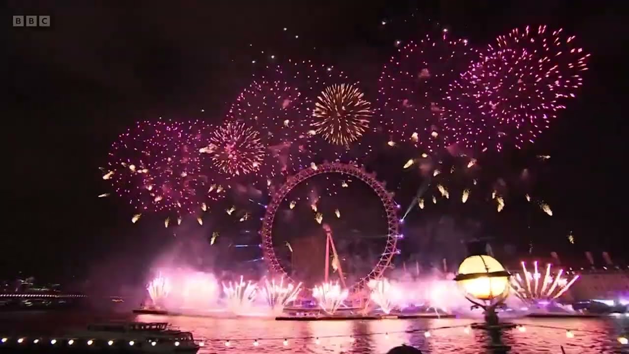 Happy New Year! 🎆 | London Fireworks 2025 🔴 – BBC