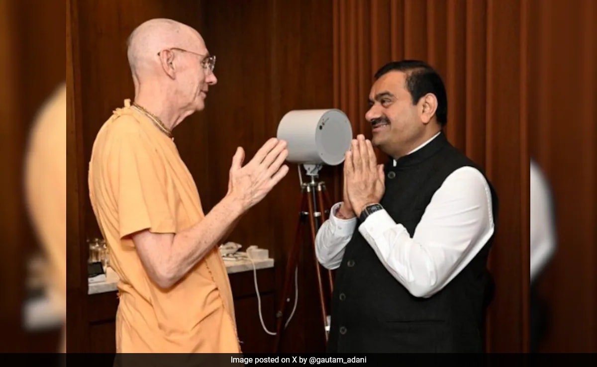 Maha Kumbh 2025: Adani-ISKCON To Start 'Mahaprasad Seva'