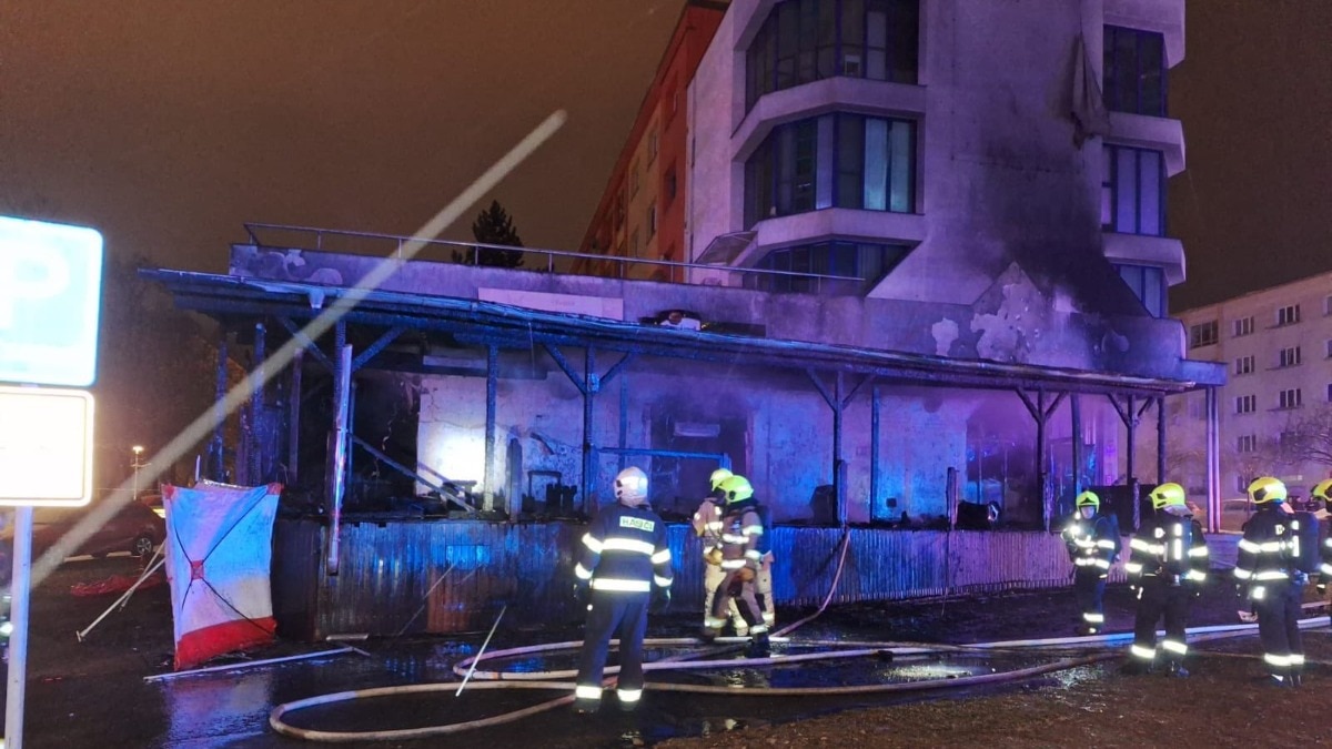 6 killed, 8 injured in cylinder explosion at restaurant in Czech city