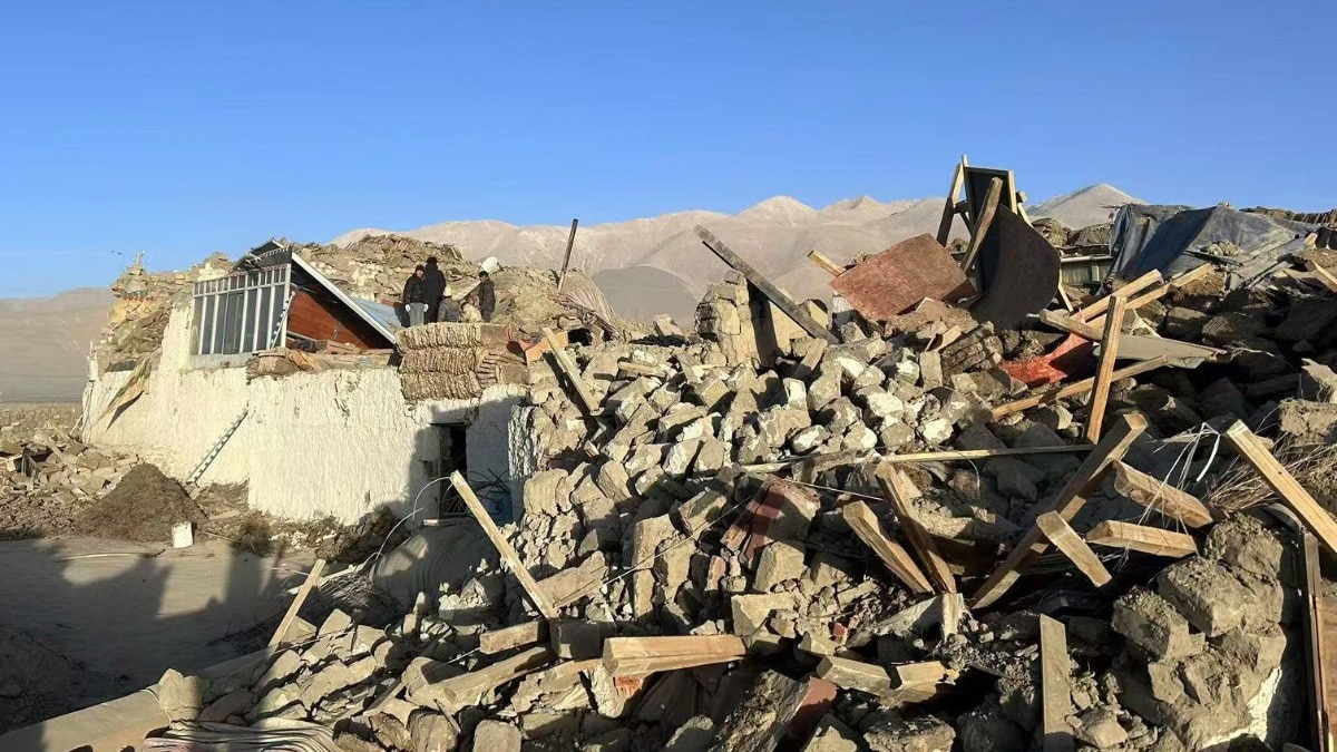 Pics: Powerful earthquake jolts Tibet, Nepal as rescuers race against time