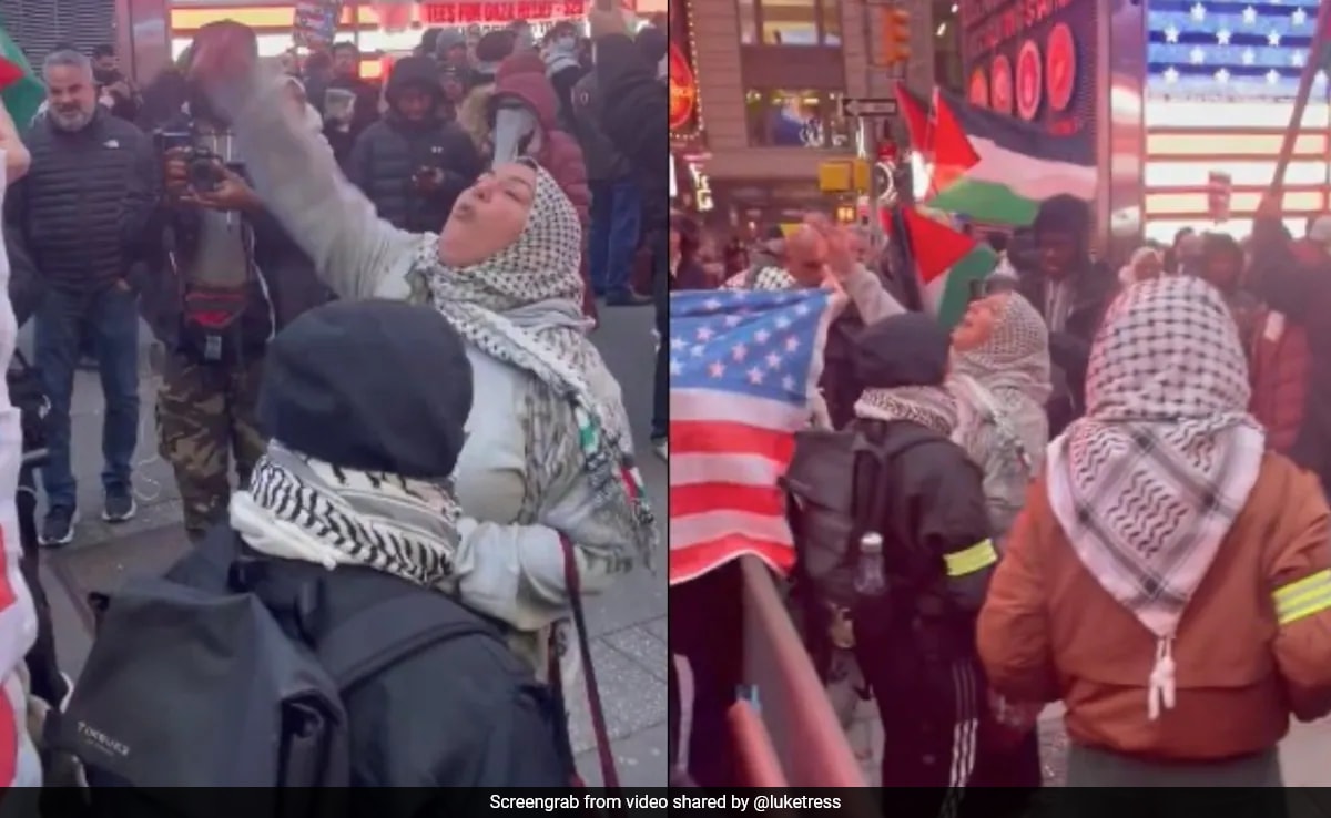 Anti-Israel Protesters Call For “Intifada Revolution” at New York’s Times Square