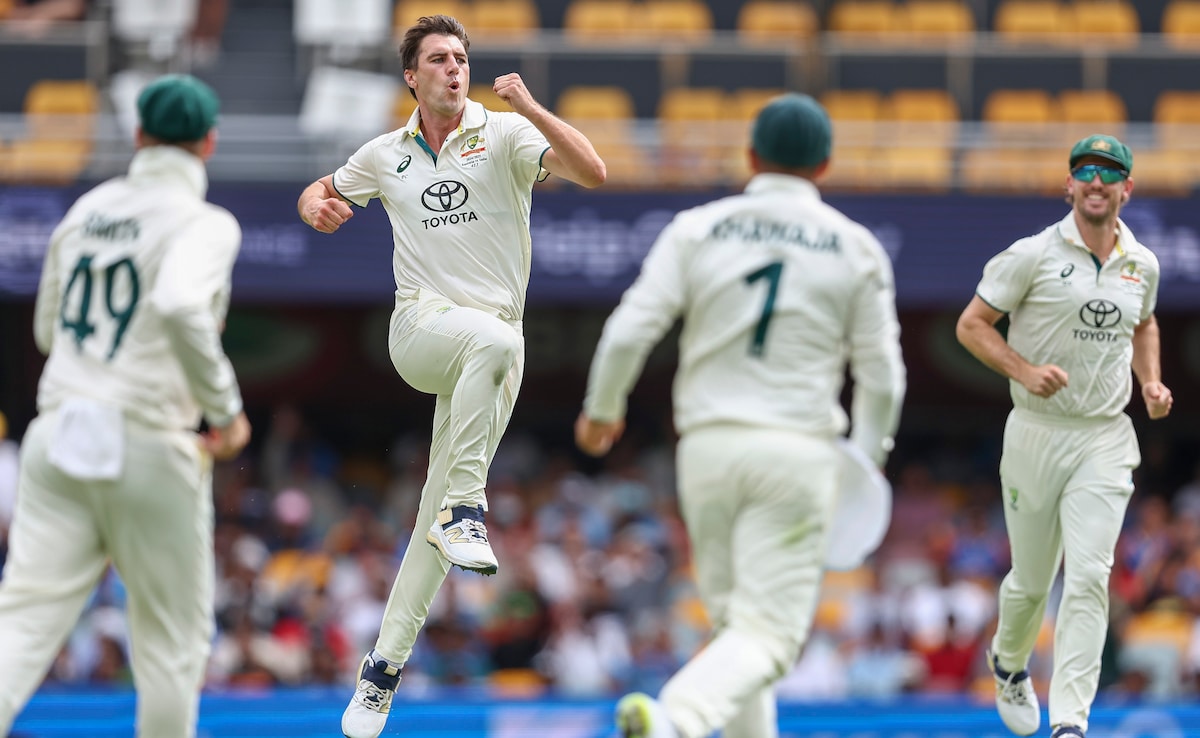 Pat Cummins Enters 500 International Wickets Club